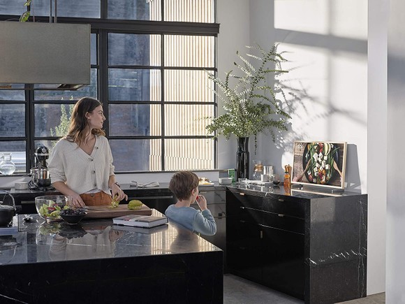 Samsung ra mắt The Serif 65 inch ảnh 1