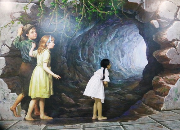 Phòng tranh nghệ thuật 3D lớn nhất Việt Nam ảnh 1