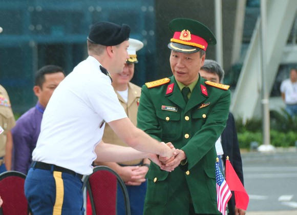 Việt Nam bàn giao ba bộ hài cốt quân nhân Mỹ ảnh 2
