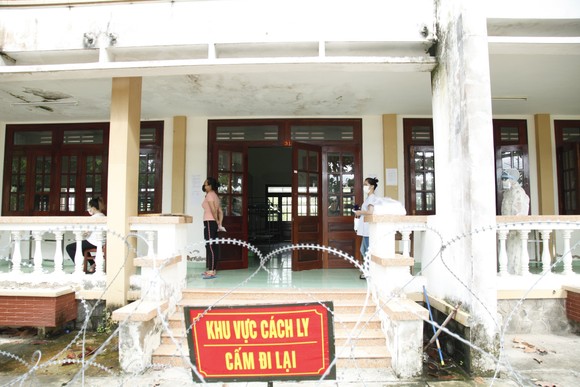 Long An khẩn trương truy vết nhiều trường hợp liên quan đến ca mắc Covid-19 là đầu bếp khách sạn Sheraton ảnh 1