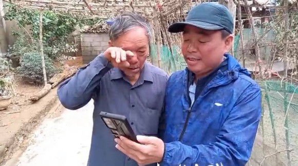 Gặp lại cụ ông bật khóc ở Quảng Bình ảnh 2