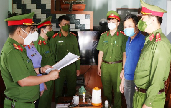 Quảng Bình: Bắt giám đốc công ty tài chính lừa đảo chiếm đoạt tài sản ảnh 1