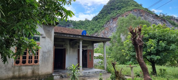 Quảng Bình: Hơn 10 năm hứng chịu 'bom đá' do nổ mìn khai thác đá ảnh 1
