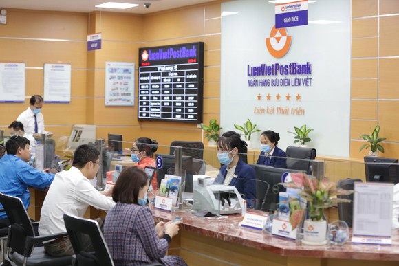 6 tháng đầu năm: LienVietPostBank hoàn thành 2/3 chỉ tiêu lợi nhuận năm ảnh 1