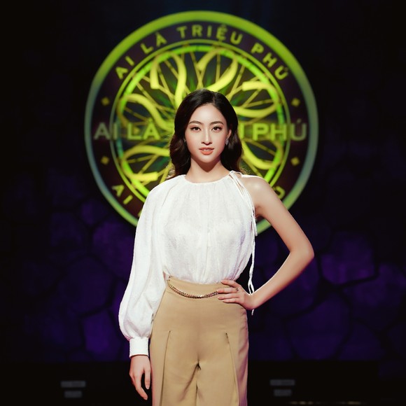 Hoa hậu Lương Thùy Linh bất ngờ tham gia Ai là triệu phú ảnh 3