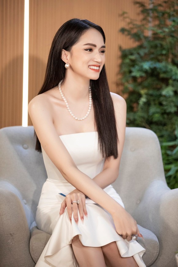 Hương Giang: Ở Việt Nam, muốn thành sao hạng A nhanh nhất là làm hoa hậu ảnh 3