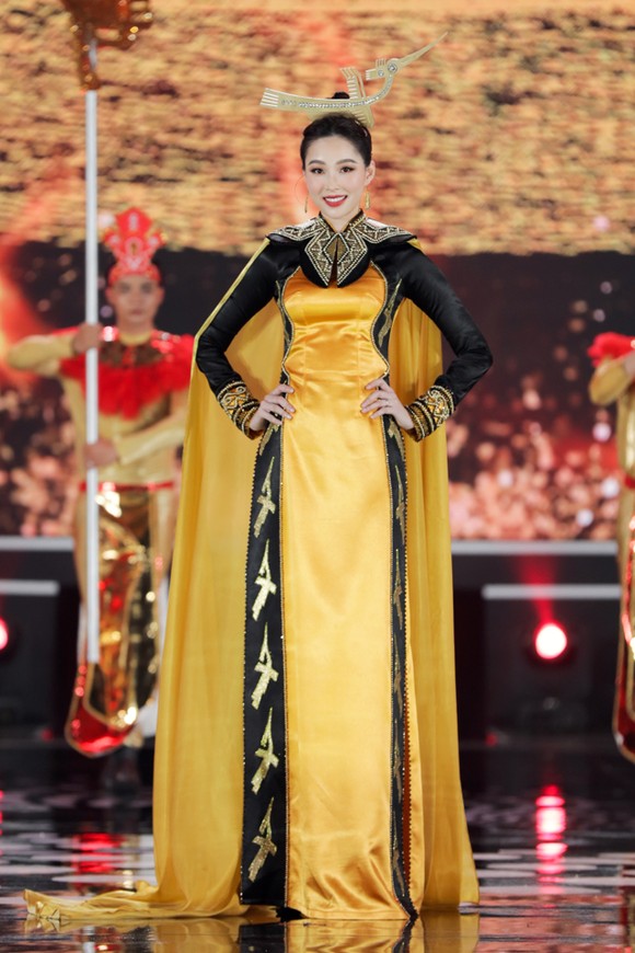 Dàn hoa hậu, á hậu của “Thập kỷ hương sắc” hội tụ ảnh 2
