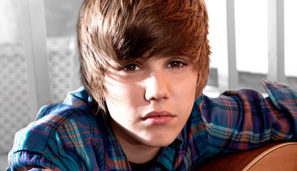 Justin Bieber trở thành nghệ sĩ solo trẻ nhất có 100 bài hát trong Billboard Hot 100 ảnh 2