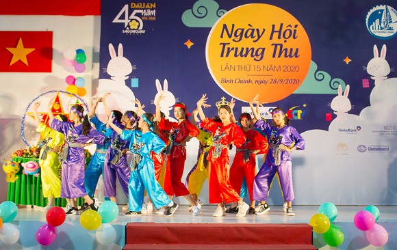 Thiếu nhi ngoại thành vui đón trung thu ấm áp ảnh 1