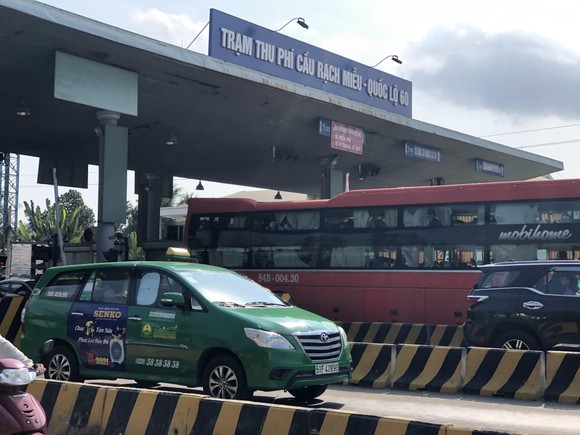 ĐBSCL: Ùn ứ giao thông ở một số nơi trong ngày mùng 5 Tết ảnh 2