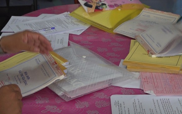 An Giang: Khởi tố 10 đối tượng mua bán trái phép hóa đơn và trốn thuế ảnh 4