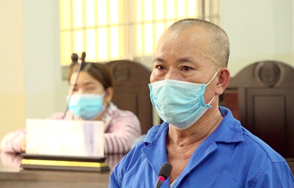 Lĩnh án 15 năm tù vì hiếp dâm bé gái 6 tuổi ảnh 1