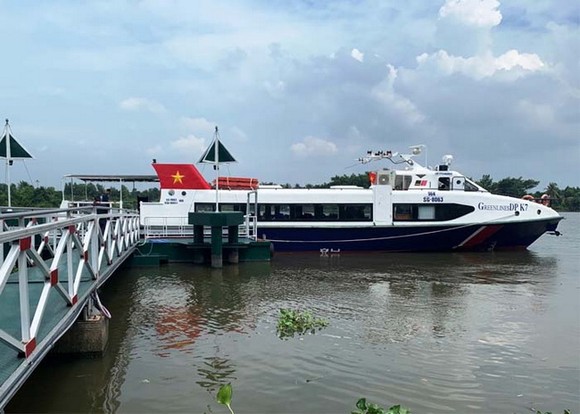 Khai trương tuyến tàu du lịch đường sông Bạch Đằng - Địa đạo Củ Chi ảnh 1