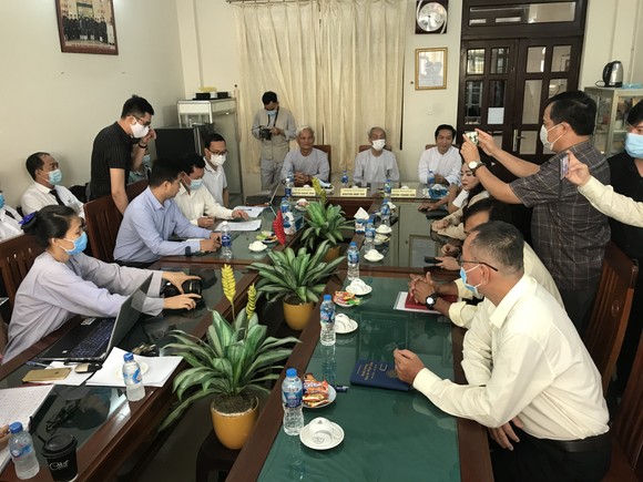 Vợ ông Dũng 'lò vôi' gửi đơn tố cáo lương y Võ Hoàng Yên đến công an ảnh 1