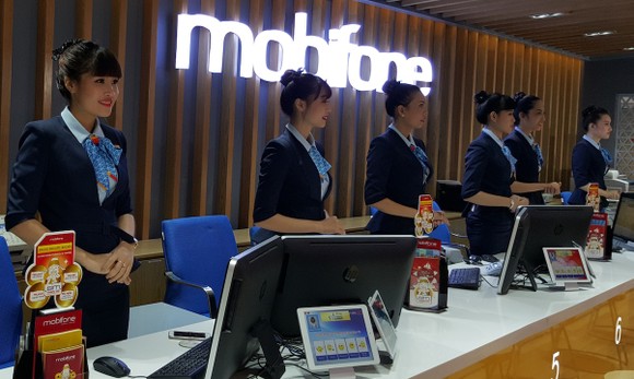 MobiFone vào top 1.000 doanh nghiệp nộp thuế cao nhất Việt Nam 2017 ảnh 1