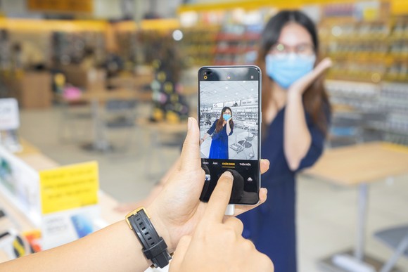 OPPO Reno4 Series với hơn 23.000 đơn đặt cọc, OPPO Watch vượt kỳ vọng ảnh 1