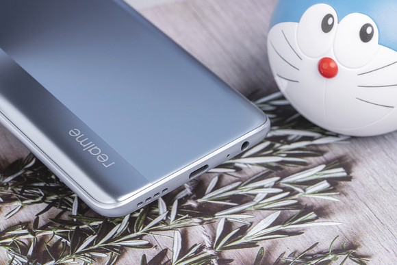 Realme 7 Pro: Thiết kế đẹp, giá hợp lý ở phân khúc tầm trung ảnh 3