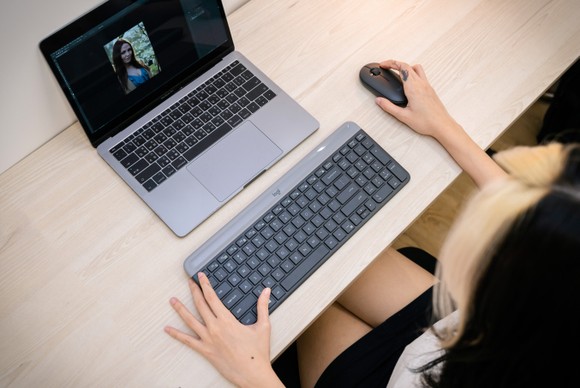 Hộp quà tết và Valentine 2021 độc quyền từ Logitech ảnh 3