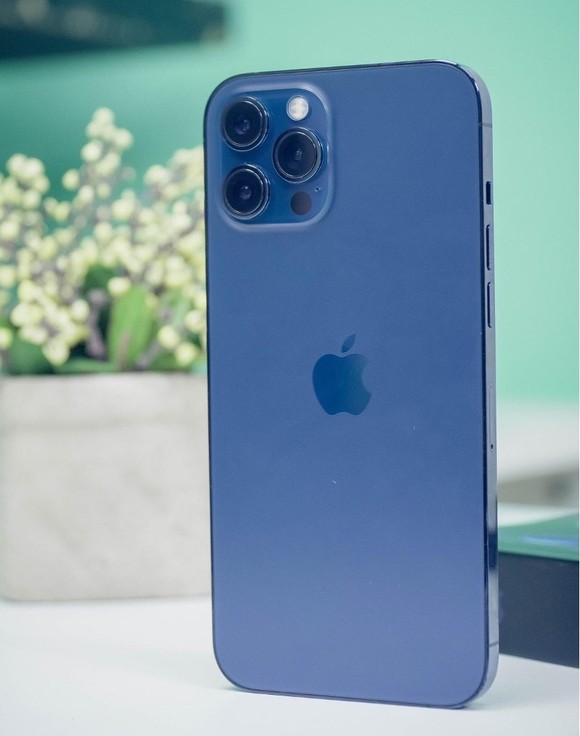 Lựa chọn màu iPhone sang chảnh và quyến rũ cho phái đẹp ảnh 2