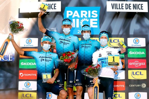 Hai lần bị té ngã, Primoz Roglic đánh mất áo vàng chung cuộc giải xe đạp Paris – Nice ảnh 2