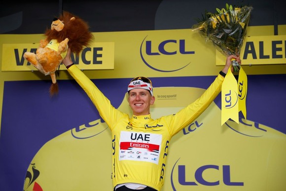 Mark Cavendish lần thứ ba thắng chặng gia tăng khoảng cách Áo xanh ảnh 3