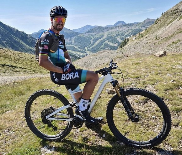 Peter Sagan là tay đua xe đạp có sức hút nhiều nhất trên mạng xã hội ảnh 2