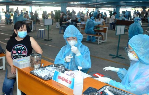 Các điểm tiêm chủng vaccine Covid-19 tuyệt đối không để lây nhiễm chéo ảnh 2