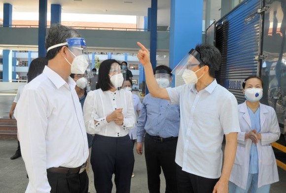 Điều ngay xe labo xét nghiệm lưu động xuống Củ Chi, không chậm trễ hơn nữa ảnh 1