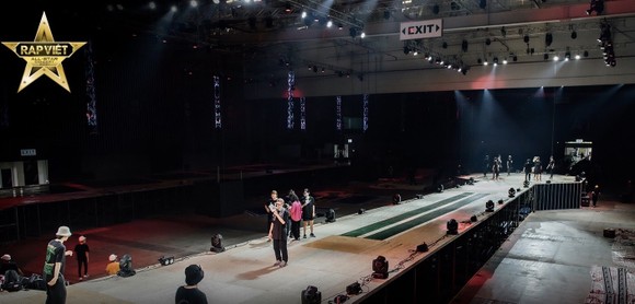 Live Concert Rap Việt All-Star hé lộ loạt hình ảnh tổng duyệt 'gây choáng' ảnh 2
