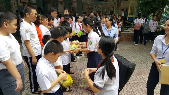 Nuôi dưỡng yêu thương thông qua đề Văn 'Văn hay chữ tốt' ảnh 3