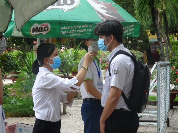 Trường học tại TPHCM không tổ chức hoạt động ngoài lớp học trong thời gian còn lại của năm học 2020-2021 ảnh 1