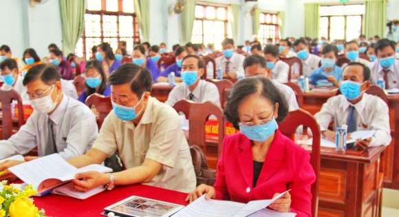 Đồng chí Trương Thị Mai dự đại hội Đảng ở xã điểm Tân Hạnh tại Vĩnh Long ảnh 1
