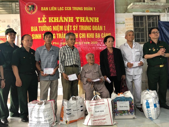 Khánh thành Bia tưởng niệm liệt sĩ Trung đoàn 1 hy sinh trong trận đánh chi khu Ba Càng ảnh 3
