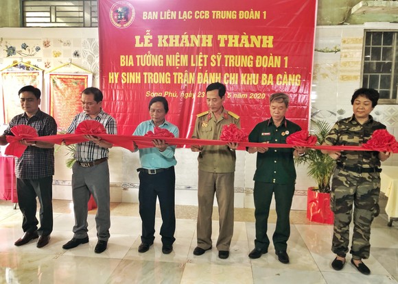 Khánh thành Bia tưởng niệm liệt sĩ Trung đoàn 1 hy sinh trong trận đánh chi khu Ba Càng ảnh 2