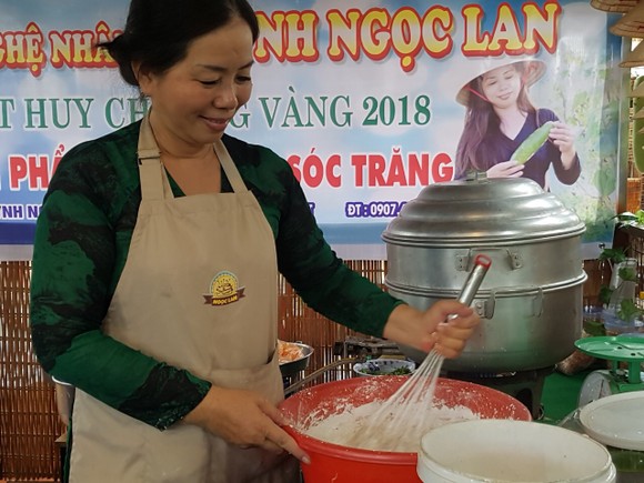 Làng du lịch Ông Đề tổ chức Ngày hội bánh dân gian Nam bộ ảnh 1