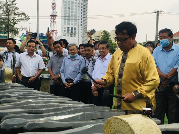 Bến Tre: kỷ niệm 61 năm ngày Bến Tre Đồng khởi ảnh 2