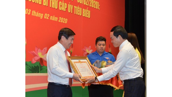 Đẩy mạnh yếu tố văn hóa trong xây dựng Đảng ảnh 2