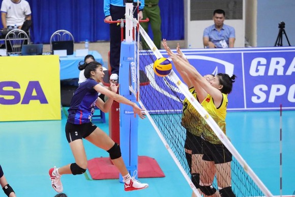 Đánh bại U.23 Thái Lan, các cô gái Việt Nam giành HCĐ châu Á ảnh 2