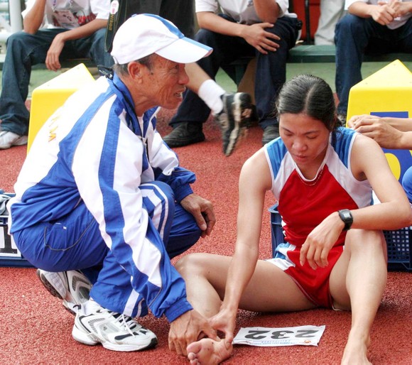HLV Bùi Lương và hành trình hơn nửa thế kỷ truyền lửa khát vọng ảnh 1