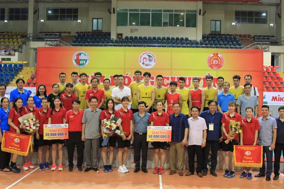 Cúp bóng chuyền Hùng Vương 2021: S.Khánh Hòa bảo vệ thành công danh hiệu ảnh 2