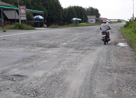 Đường xuống cấp, sở “xin” trả ủy thác bảo trì về bộ ảnh 1