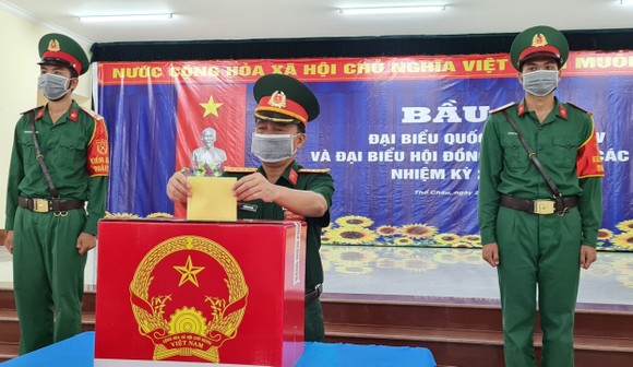 Bầu cử sớm tại các đảo tiền tiêu vùng biển Tây Nam ảnh 1