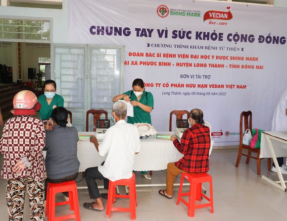 Vedan Việt Nam phối hợp cùng Bệnh viện Shing Mark khám bệnh và phát thuốc miễn phí cho hơn 200 người dân tỉnh Đồng Nai ảnh 4