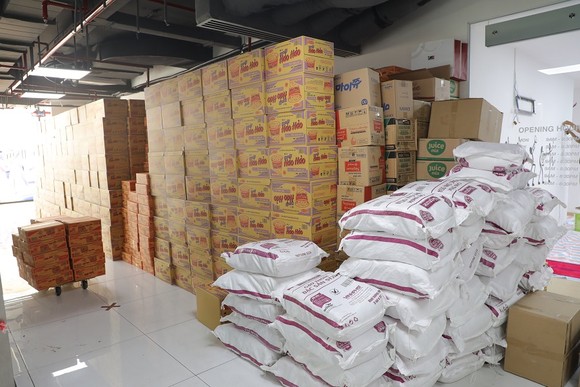 Tập đoàn IMC trao hàng nghìn phần quà thiết thực đến các hoàn cảnh cơ cực ở nhiều tỉnh thành ảnh 3