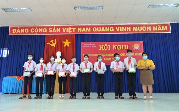 Vedan Việt Nam trao tặng học bổng tại phường Mỹ Xuân, Bà Rịa - Vũng Tàu ảnh 1