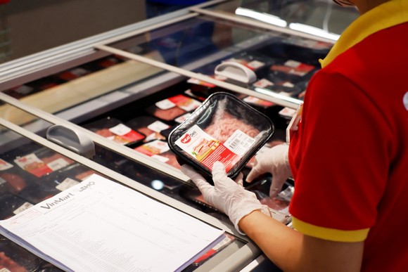 MEATDeli tăng nguồn cung thịt heo tại các cửa hàng VinMart+ ảnh 1