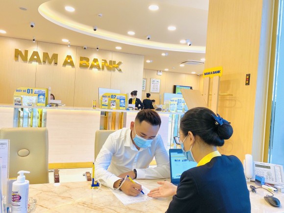 Nam A Bank gia tăng lợi ích cho khách hàng giao dịch mùa Covid-19