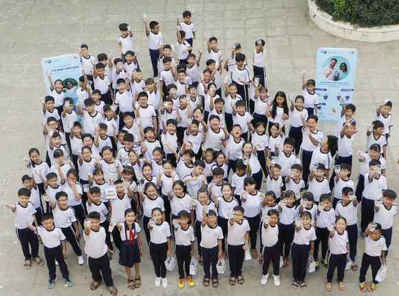 Chương trình “Nước uống sạch cho trẻ em” được P&G Việt Nam triển khai từ năm 2016