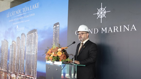 Grand Marina - Saigon cất nóc tòa tháp căn hộ hàng hiệu Marriott đầu tiên ảnh 3