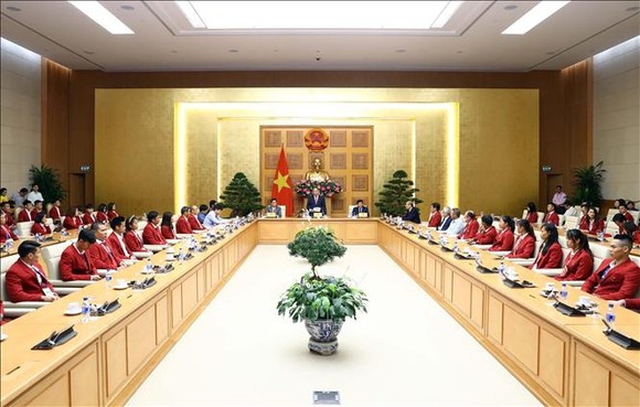 Thành tích của đoàn thể thao là xuất sắc, thể hiện màu cờ sắc áo ảnh 1